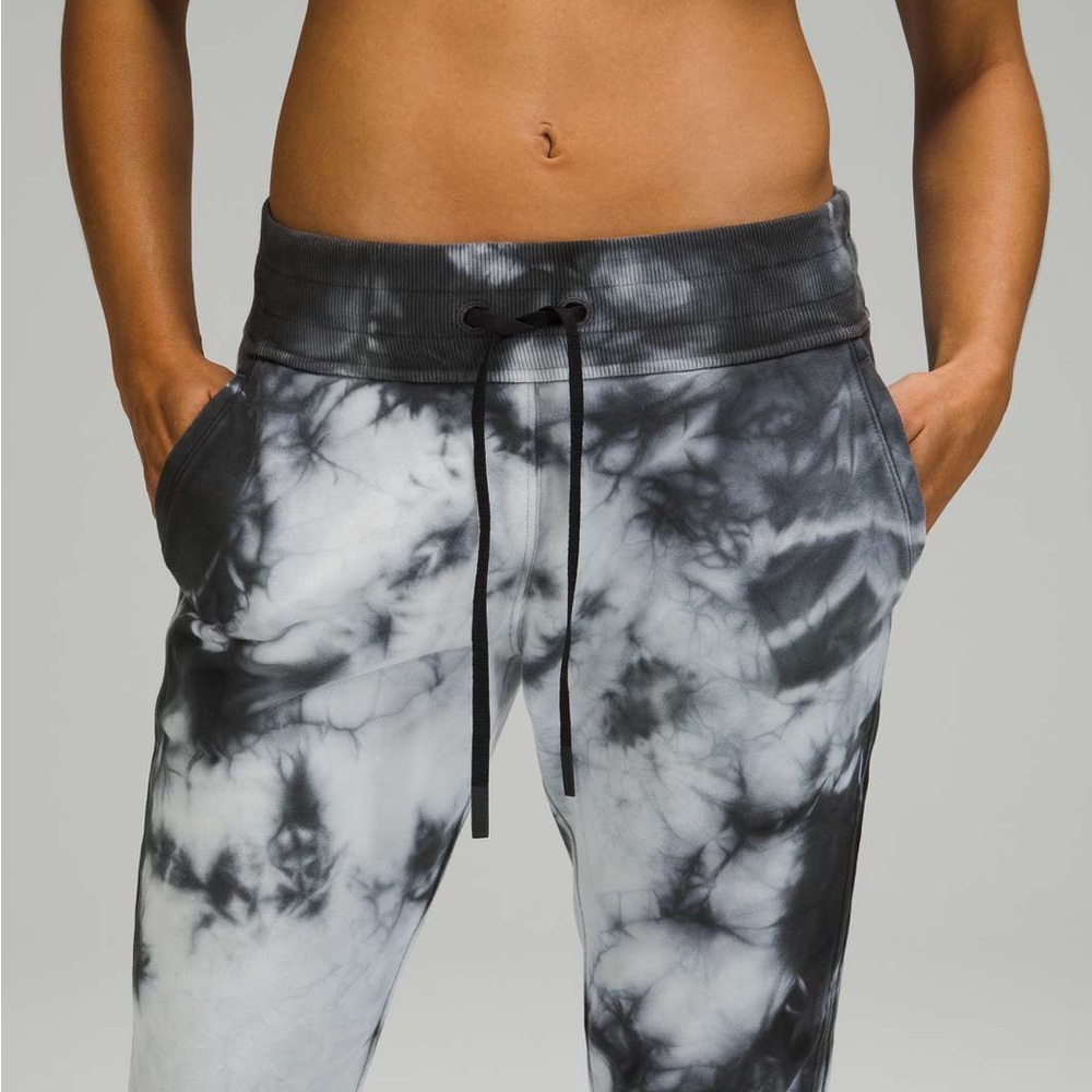 Lululemon limited edition tie dye warm down jogger
